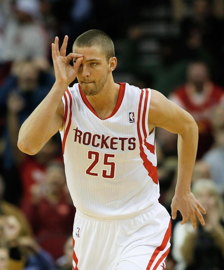 帕森斯：和哈登打球有时很沮丧 凭什么他只进攻就行而我得干脏活