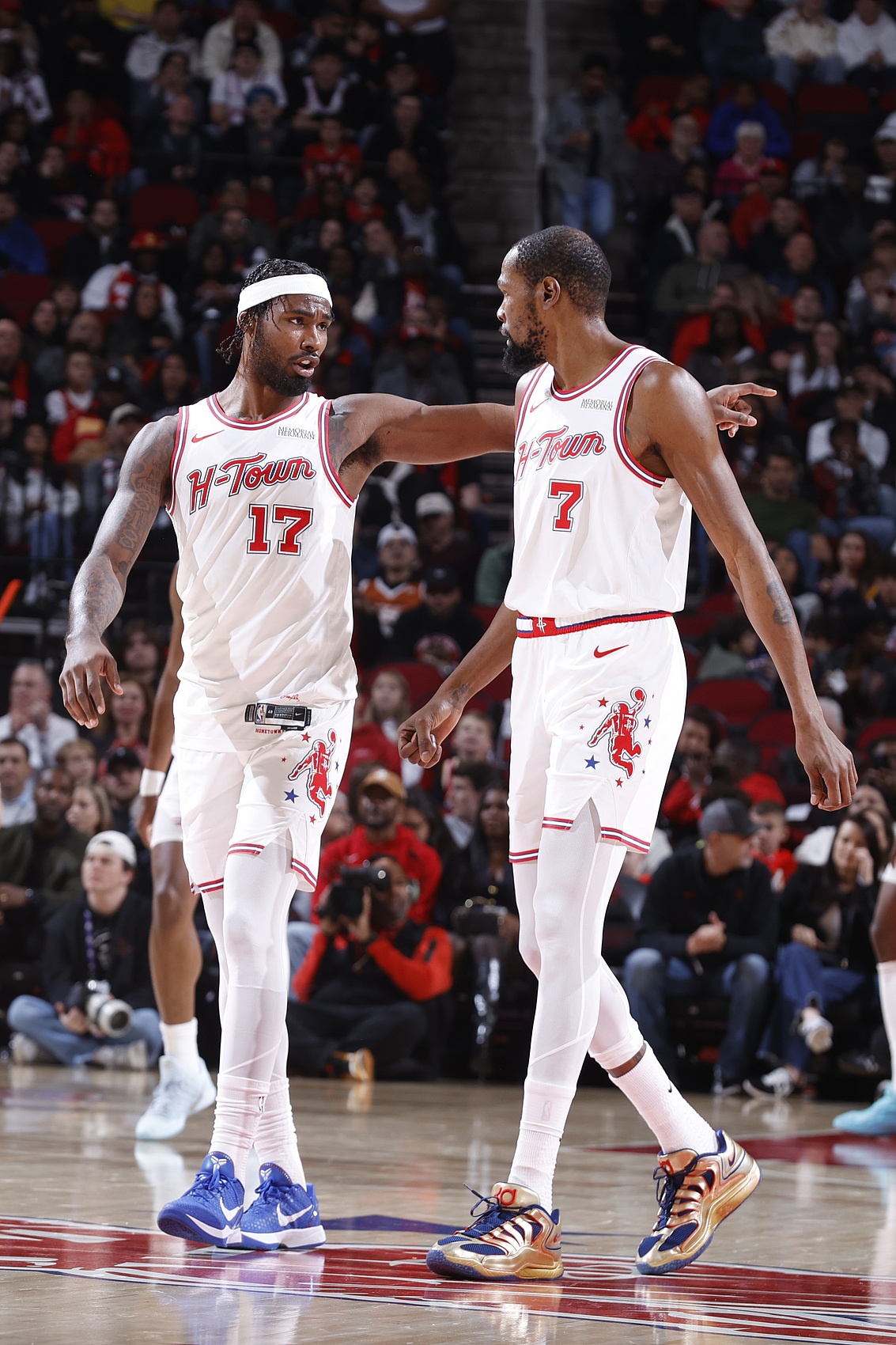 开云入口安全吗-杜兰特：对无限换防阵容期待已久 我们的阵容能大能小很有弹性